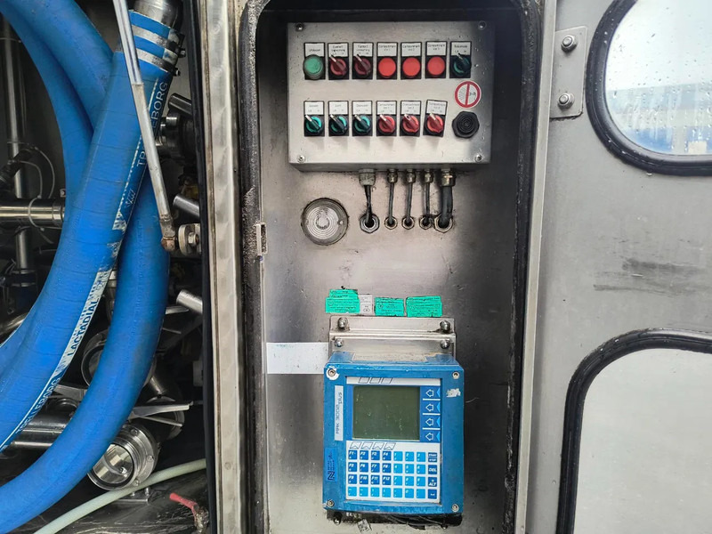 Tank semi-trailer for transportation of milk Mafa INSULATED INOX TANK 29000L 3 COMP - PUMP/COUNTER - 2 STEERING AXLES: picture 16