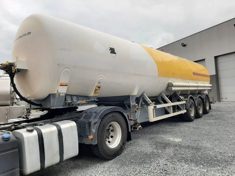 Stokota FUEL TANK 42000 L - 5 COMPARTMENTS - Tank semi-trailer: picture 1 Stokota FUEL TANK 42000 L - 5 COMPARTMENTS - Tank semi-trailer: picture 1