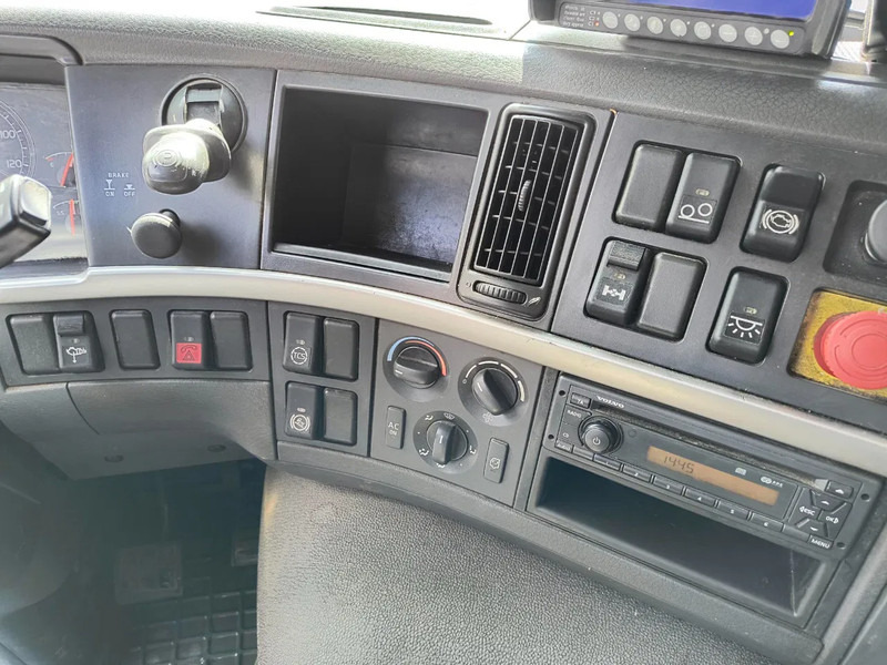 Garbage truck Volvo FM 330 GARBAGE TRUCK - GOOD WORKING CONDITION (!): picture 10