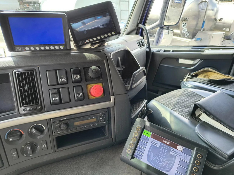 Garbage truck Volvo FM 330 GARBAGE TRUCK - GOOD WORKING CONDITION (!): picture 11