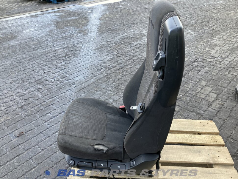 DAF CF Euro 6 Bestuurdersstoel DAF 1978886 - Seat for Truck: picture 4 DAF CF Euro 6 Bestuurdersstoel DAF 1978886 - Seat for Truck: picture 4
