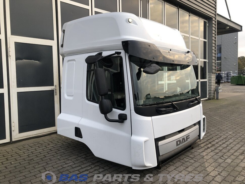 DAF CF Euro 6 DAF Space Cab L2H2 2013608 - Cab and interior for Truck: picture 2 DAF CF Euro 6 DAF Space Cab L2H2 2013608 - Cab and interior for Truck: picture 2