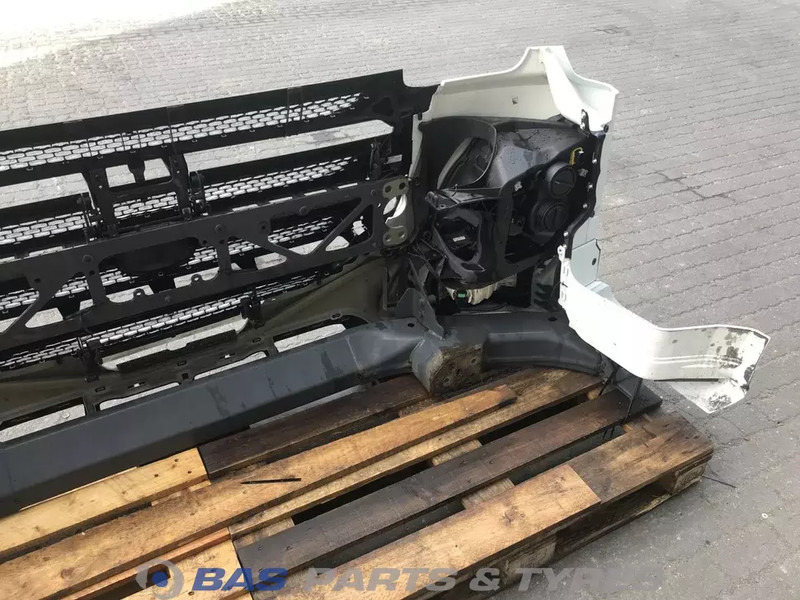 DAF CF Euro 6 - Bumper for Truck: picture 5 DAF CF Euro 6 - Bumper for Truck: picture 5