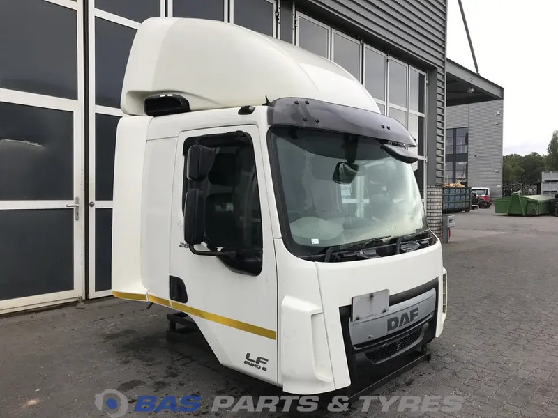DAF LF Euro 6 DAF Sleeper Cab L2H1 1708722 - Cab and interior for Truck: picture 2 DAF LF Euro 6 DAF Sleeper Cab L2H1 1708722 - Cab and interior for Truck: picture 2