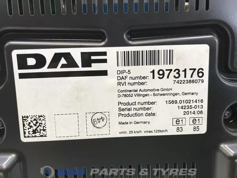 DAF LF Euro 6 Instrumentenpaneel DAF 1952906 - Dashboard for Truck: picture 3 DAF LF Euro 6 Instrumentenpaneel DAF 1952906 - Dashboard for Truck: picture 3