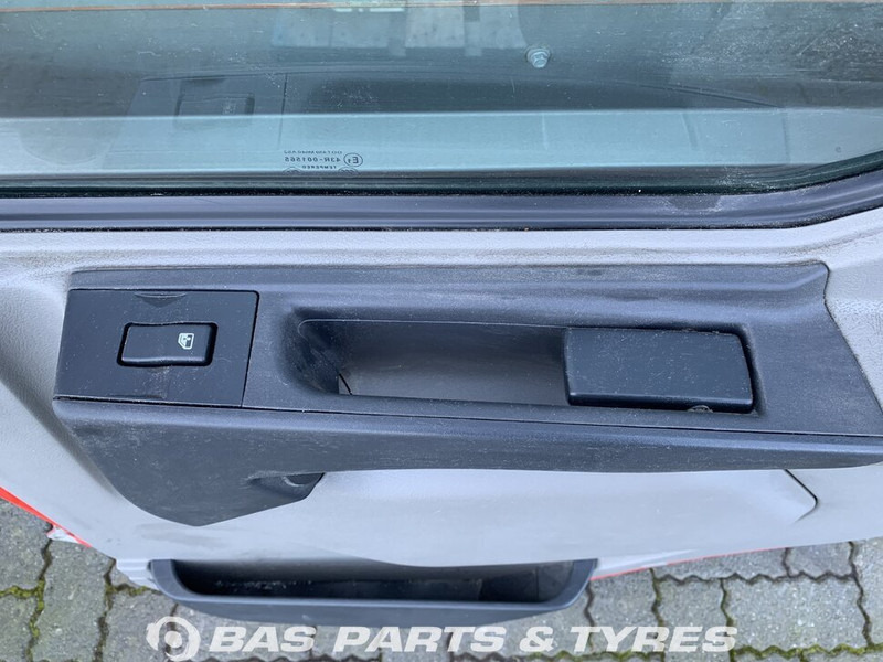 DAF LF45 Euro 4-5 Portier Rechts DAF 1400741 - Door and parts for Truck: picture 3 DAF LF45 Euro 4-5 Portier Rechts DAF 1400741 - Door and parts for Truck: picture 3