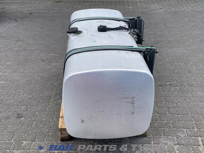 DAF - Fuel tank for Truck: picture 2 DAF - Fuel tank for Truck: picture 2