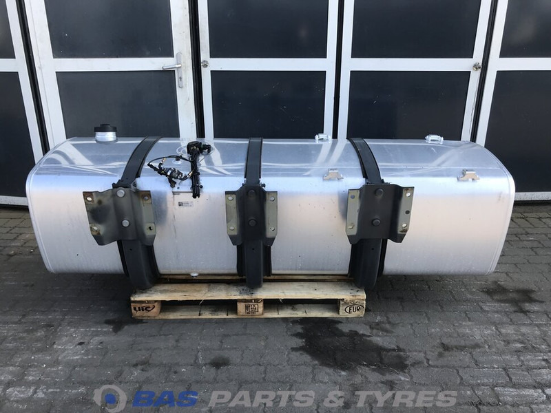 DAF - Fuel tank for Truck: picture 3 DAF - Fuel tank for Truck: picture 3