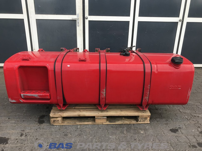 DAF - Fuel tank for Truck: picture 1 DAF - Fuel tank for Truck: picture 1