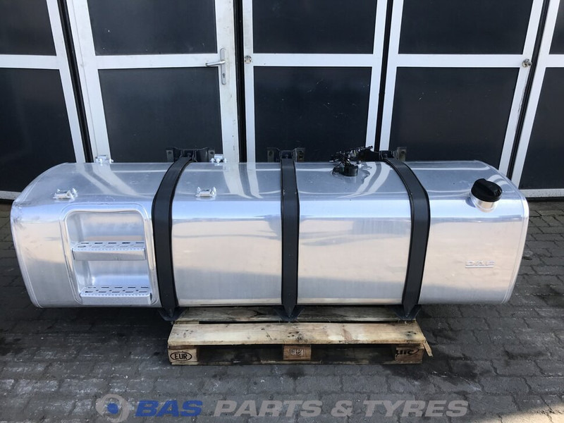 DAF - Fuel tank for Truck: picture 1 DAF - Fuel tank for Truck: picture 1