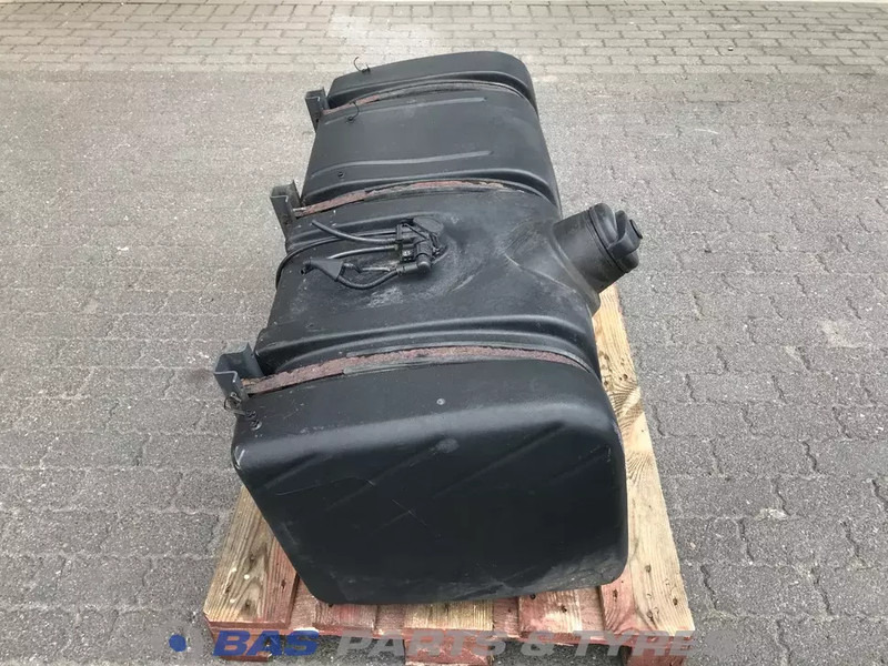 DAF - Fuel tank for Truck: picture 2 DAF - Fuel tank for Truck: picture 2