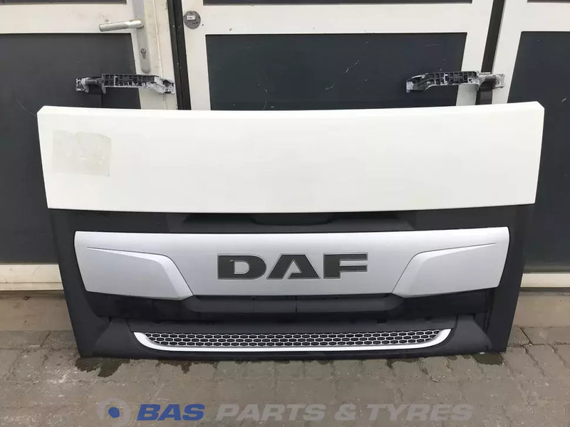 DAF XF106 - Grill for Truck: picture 1 DAF XF106 - Grill for Truck: picture 1