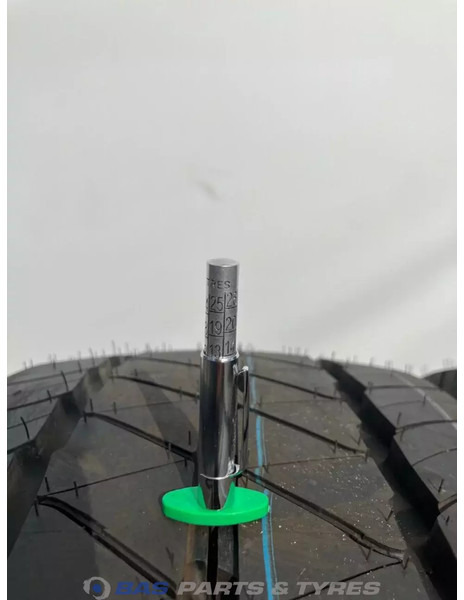 Goodyear - Tire for Truck: picture 3 Goodyear - Tire for Truck: picture 3