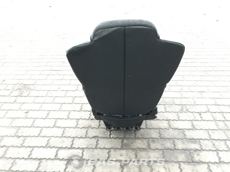 Mercedes-Benz Actros MP4 Bijrijdersstoel Mercedes A 960 910 38 03 - Seat for Truck: picture 3 Mercedes-Benz Actros MP4 Bijrijdersstoel Mercedes A 960 910 38 03 - Seat for Truck: picture 3