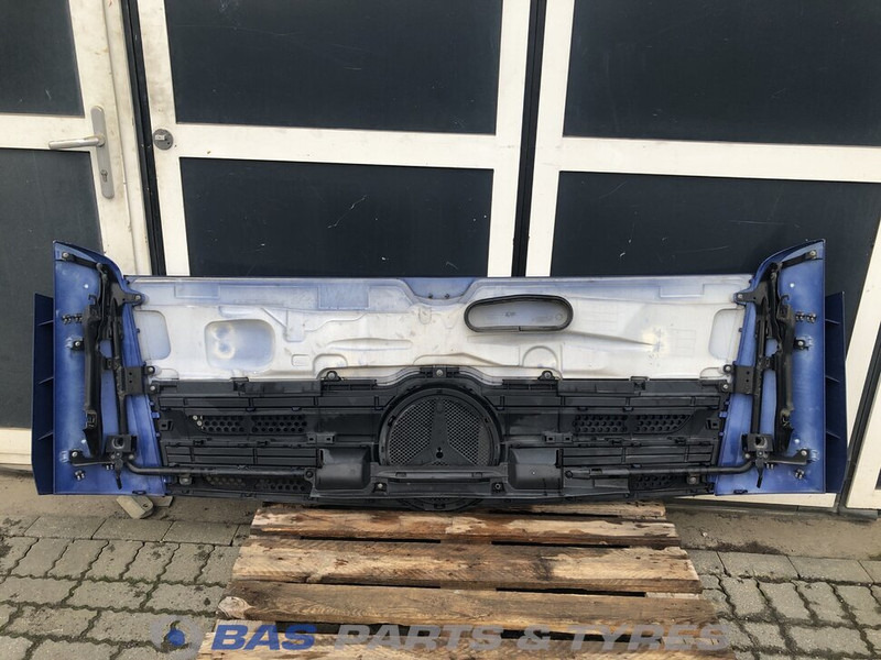 Mercedes-Benz Actros MP4 Frontklep Mercedes A 960 750 03 18 - Grill for Truck: picture 4 Mercedes-Benz Actros MP4 Frontklep Mercedes A 960 750 03 18 - Grill for Truck: picture 4