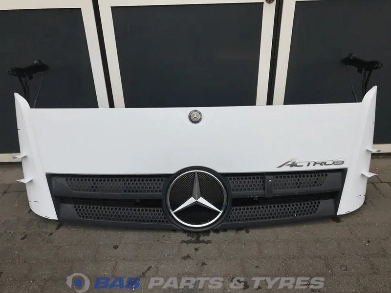 Mercedes-Benz Actros MP4 Frontklep Mercedes A 960 750 03 18 - Grill for Truck: picture 1 Mercedes-Benz Actros MP4 Frontklep Mercedes A 960 750 03 18 - Grill for Truck: picture 1