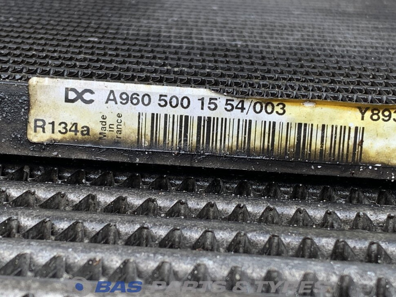 Mercedes-Benz Antos MP4 Koelerpakket Mercedes OM470LA 430 A 960 500 28 01 - Radiator for Truck: picture 5 Mercedes-Benz Antos MP4 Koelerpakket Mercedes OM470LA 430 A 960 500 28 01 - Radiator for Truck: picture 5