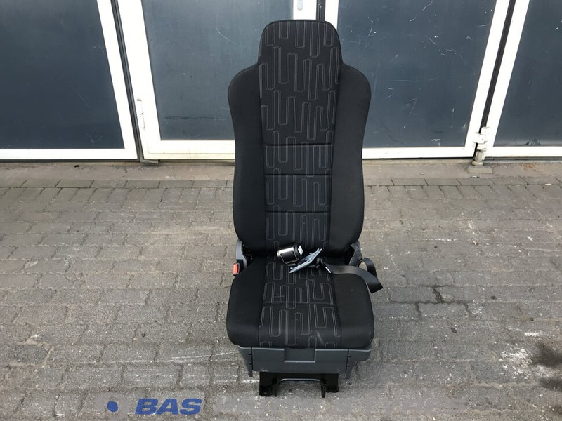Mercedes-Benz Atego MP4 Bestuurdersstoel Mercedes A 967 910 13 01 - Seat for Truck: picture 1 Mercedes-Benz Atego MP4 Bestuurdersstoel Mercedes A 967 910 13 01 - Seat for Truck: picture 1