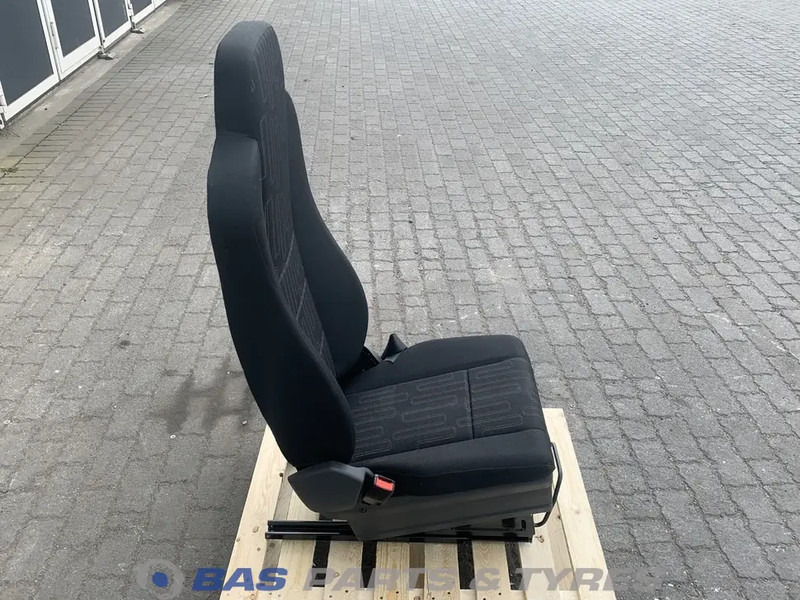 Mercedes-Benz Atego MP4 Bestuurdersstoel Mercedes A 967 910 13 01 - Seat for Truck: picture 2 Mercedes-Benz Atego MP4 Bestuurdersstoel Mercedes A 967 910 13 01 - Seat for Truck: picture 2