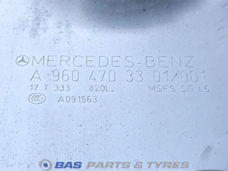 Mercedes-Benz Brandstoftank Mercedes 820 Liter A 960 470 34 01 - Fuel tank for Truck: picture 5 Mercedes-Benz Brandstoftank Mercedes 820 Liter A 960 470 34 01 - Fuel tank for Truck: picture 5