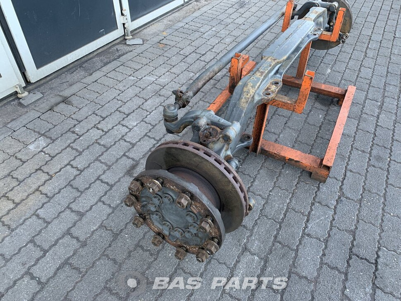 Mercedes-Benz Mercedes F-8A/C22.5 Vooras A 960 331 20 01 - Front axle for Truck: picture 2 Mercedes-Benz Mercedes F-8A/C22.5 Vooras A 960 331 20 01 - Front axle for Truck: picture 2