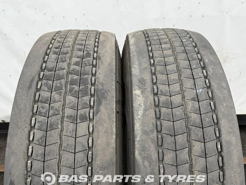 Michelin - Tire for Truck: picture 2 Michelin - Tire for Truck: picture 2