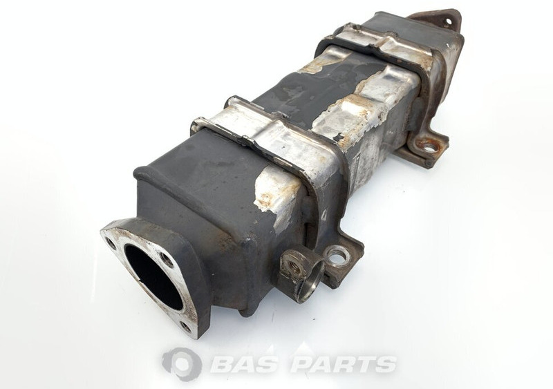 Renault EGR koeler Renault 7421606571 - EGR cooler for Truck: picture 1 Renault EGR koeler Renault 7421606571 - EGR cooler for Truck: picture 1