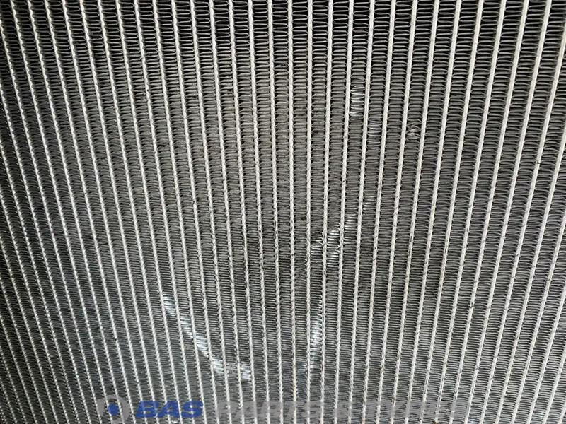 Renault - Radiator for Truck: picture 5 Renault - Radiator for Truck: picture 5