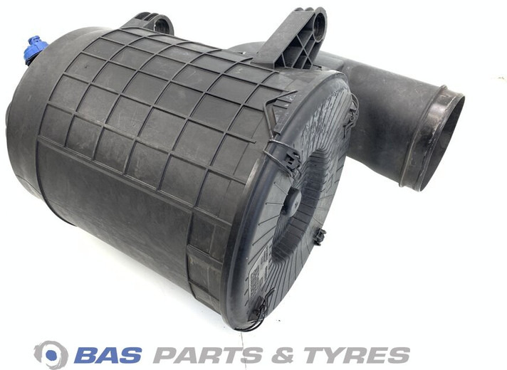 Renault - Air intake system for Truck: picture 1 Renault - Air intake system for Truck: picture 1
