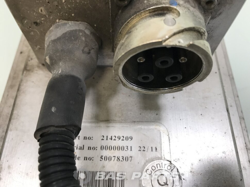 Renault PREMIUM - Steering pump for Truck: picture 3 Renault PREMIUM - Steering pump for Truck: picture 3