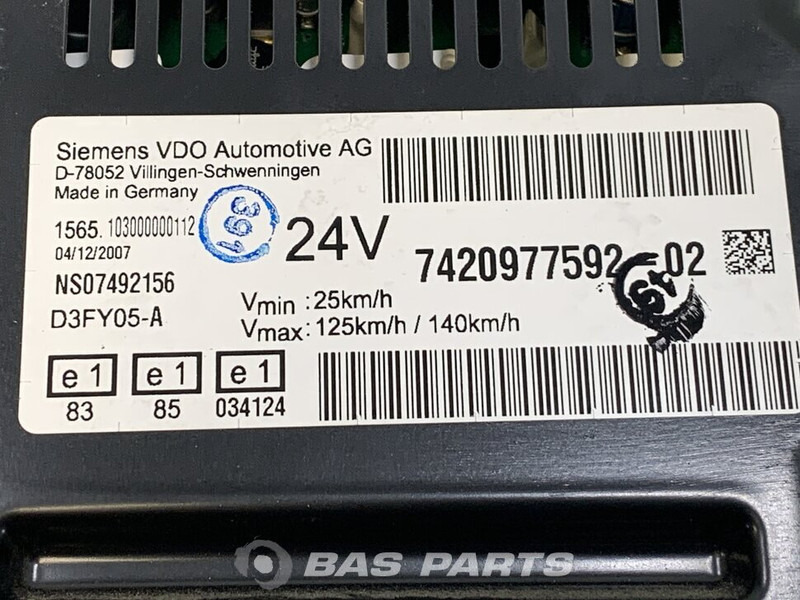 Renault Premium Euro 4-5 Instrumentenpaneel Renault 7420977592 - Dashboard for Truck: picture 3 Renault Premium Euro 4-5 Instrumentenpaneel Renault 7420977592 - Dashboard for Truck: picture 3