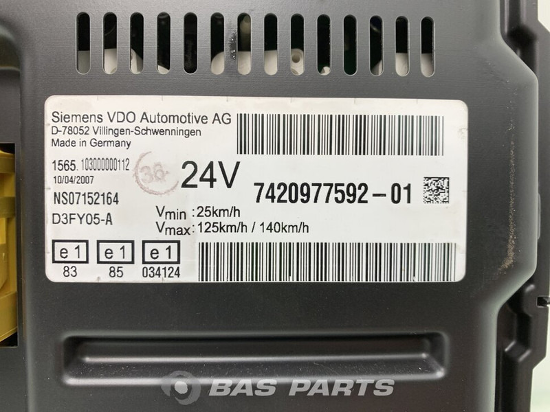 Renault Premium Euro 4-5 Instrumentenpaneel Renault 7420977604 - Dashboard for Truck: picture 3 Renault Premium Euro 4-5 Instrumentenpaneel Renault 7420977604 - Dashboard for Truck: picture 3