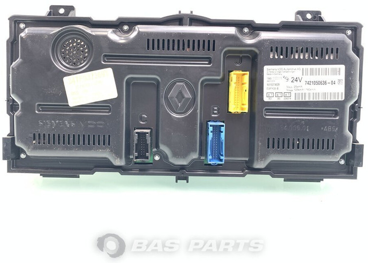 Renault Premium Euro 4-5 Instrumentenpaneel Renault 7421050636 - Dashboard for Truck: picture 2 Renault Premium Euro 4-5 Instrumentenpaneel Renault 7421050636 - Dashboard for Truck: picture 2