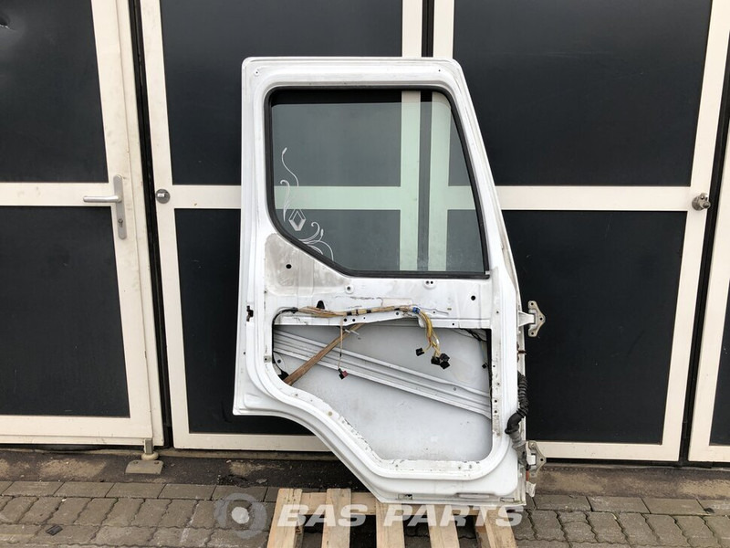 Renault Premium Euro 4-5 - Door and parts for Truck: picture 2 Renault Premium Euro 4-5 - Door and parts for Truck: picture 2