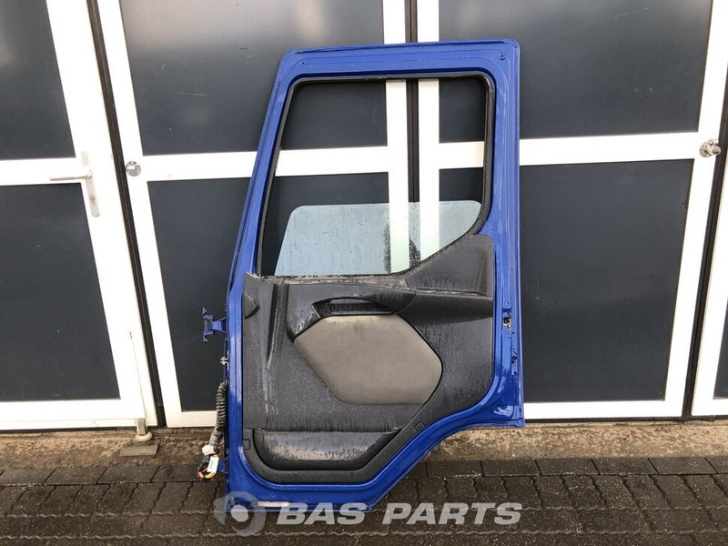 Renault Premium Euro 4-5 - Door and parts for Truck: picture 2 Renault Premium Euro 4-5 - Door and parts for Truck: picture 2