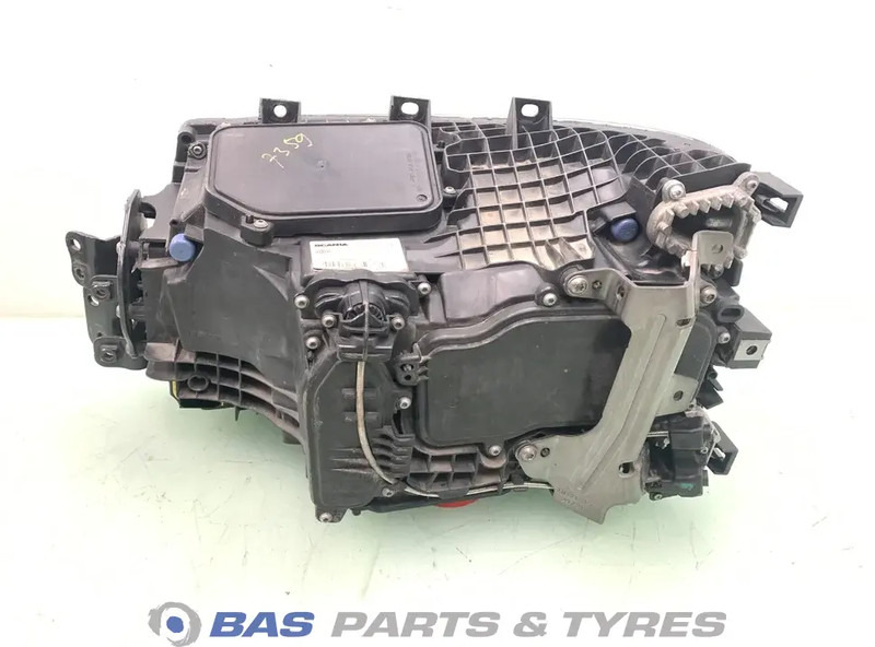 Scania Koplamp Rechts 2674391 - Headlight for Truck: picture 5 Scania Koplamp Rechts 2674391 - Headlight for Truck: picture 5