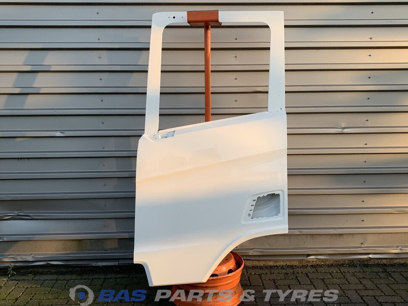 Scania R-Serie NextGen Portier Links Scania 2044983 - Door and parts for Truck: picture 1 Scania R-Serie NextGen Portier Links Scania 2044983 - Door and parts for Truck: picture 1