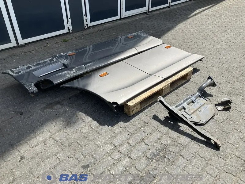 Scania S-Serie NextGen Sideskirt Set Scania 2623617 - Body and exterior for Truck: picture 3 Scania S-Serie NextGen Sideskirt Set Scania 2623617 - Body and exterior for Truck: picture 3