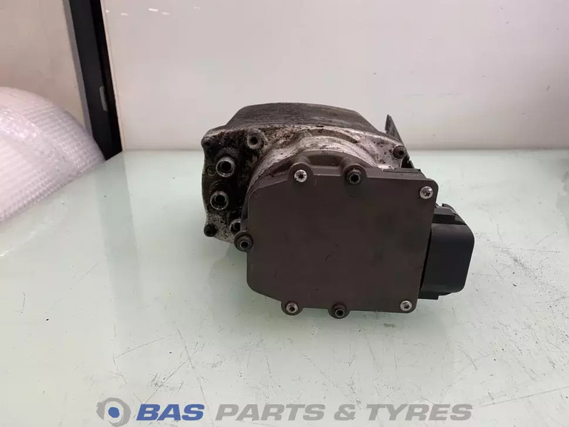 Scania Stuurpomp Scania 573068 - Steering pump for Truck: picture 4 Scania Stuurpomp Scania 573068 - Steering pump for Truck: picture 4