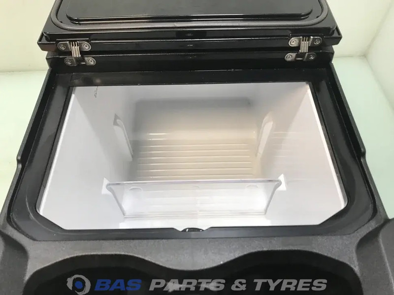 DAF XG+ Koelkast DAF 35 Liter 2318729 - Spare parts for Truck: picture 5 DAF XG+ Koelkast DAF 35 Liter 2318729 - Spare parts for Truck: picture 5