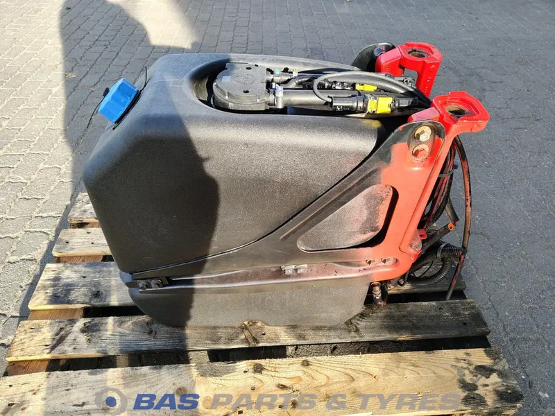Scania Scania AdBlue tank 2919673 - Spare parts for Truck: picture 2 Scania Scania AdBlue tank 2919673 - Spare parts for Truck: picture 2