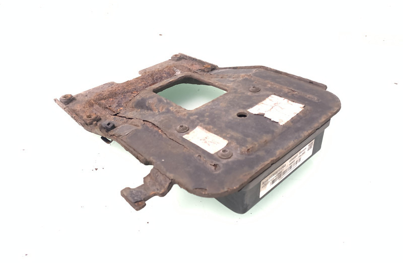 Volvo FH4 Regeleenheid Botswaarschuwing Volvo 21719200 - Lights/ Lighting for Truck: picture 2 Volvo FH4 Regeleenheid Botswaarschuwing Volvo 21719200 - Lights/ Lighting for Truck: picture 2