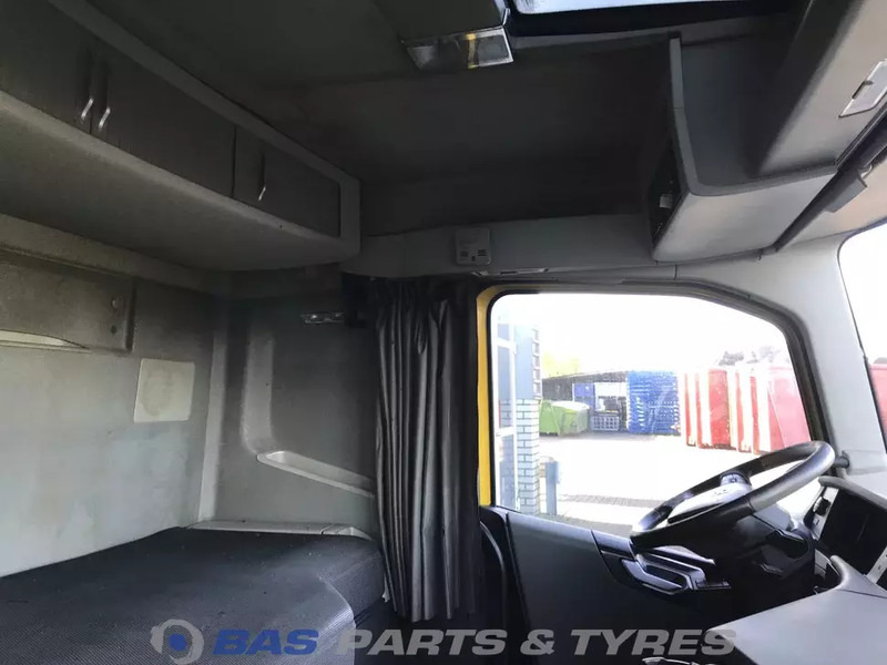 Volvo FH4 Volvo Sleeper Cab L2H1 82271553 - Cab and interior for Truck: picture 5 Volvo FH4 Volvo Sleeper Cab L2H1 82271553 - Cab and interior for Truck: picture 5