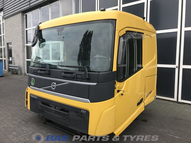 Volvo FH4 Volvo Sleeper Cab L2H1 82271553 - Cab and interior for Truck: picture 1 Volvo FH4 Volvo Sleeper Cab L2H1 82271553 - Cab and interior for Truck: picture 1