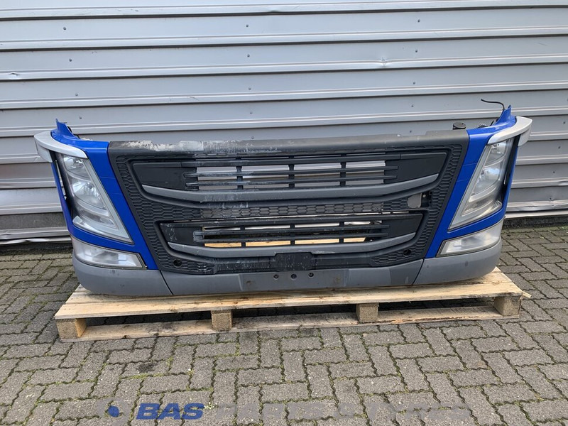 Volvo FM4 - Bumper for Truck: picture 1 Volvo FM4 - Bumper for Truck: picture 1