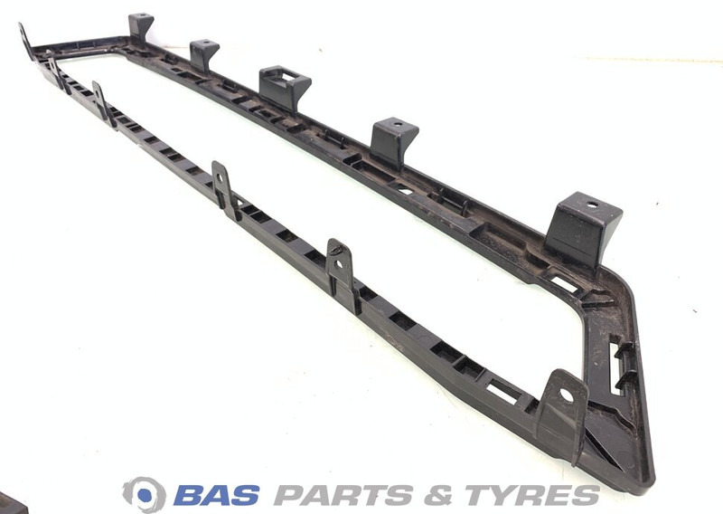 Volvo Grille Volvo 84459359 - Grill for Truck: picture 2 Volvo Grille Volvo 84459359 - Grill for Truck: picture 2