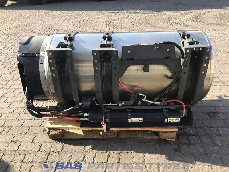 Volvo - Fuel tank for Truck: picture 3 Volvo - Fuel tank for Truck: picture 3