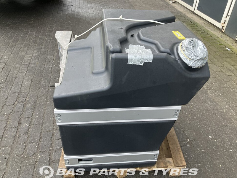Volvo - Fuel tank for Truck: picture 1 Volvo - Fuel tank for Truck: picture 1