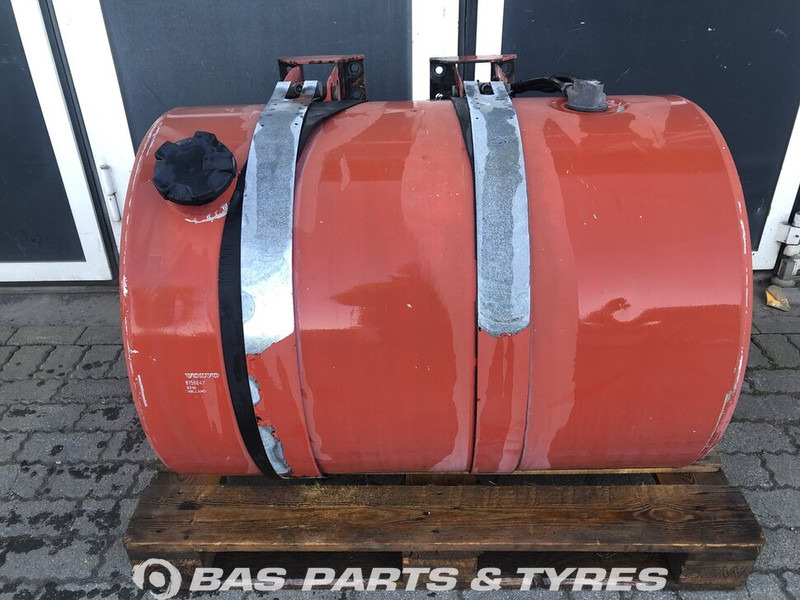 Volvo - Fuel tank for Truck: picture 1 Volvo - Fuel tank for Truck: picture 1