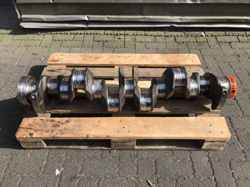 Volvo - Crankshaft for Truck: picture 1 Volvo - Crankshaft for Truck: picture 1